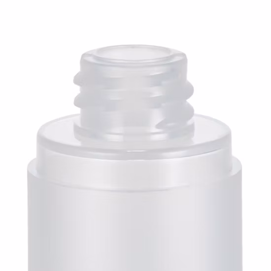 Kit da viaggio con finitura opaca da 15 ml 30 ml 50 ml Flacone airless con pompa cosmetica rotonda in PP